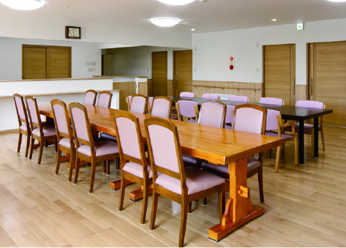 セルフ1号館 内装